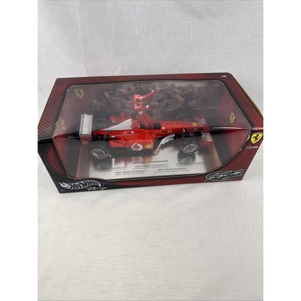 Hot Wheels Racing 1:18 Ferrari F2002 5X Champ Michael Schumacher NIB